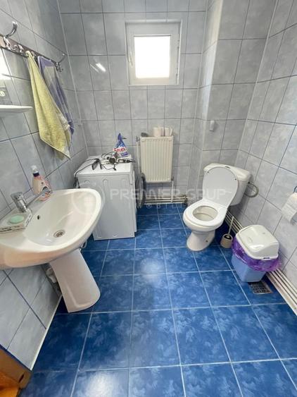 Duplex cu 4 camere cu Canalizare în Valea Adâncă