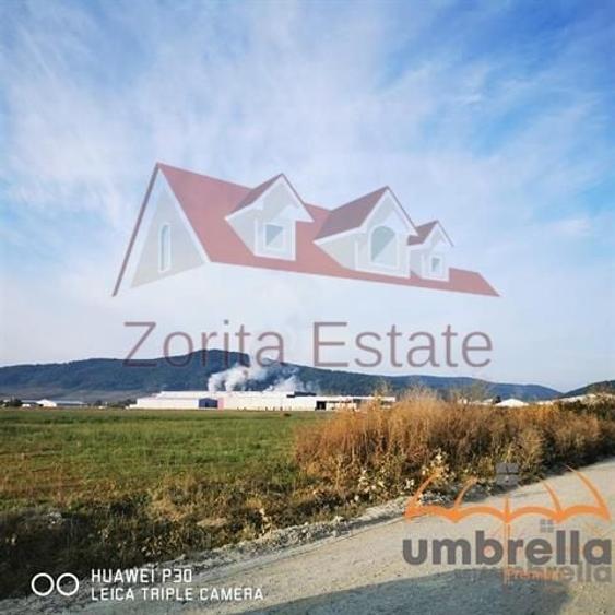 Teren agricol intravilan de 23600 mp, în Nord-Vest