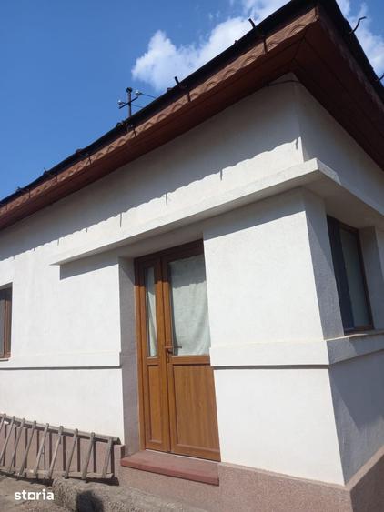Casă cu 3 camere cu Teren 200 Mp în 23 August