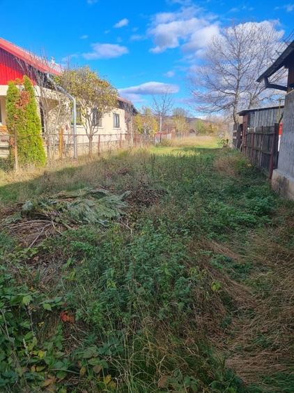 Casă cu 2 camere cu Teren 700 Mp în Central