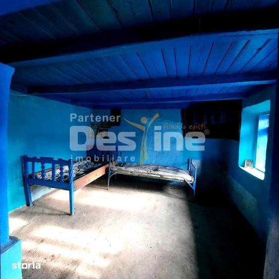 Casă cu 2 camere cu Teren 1628 Mp în Dănești