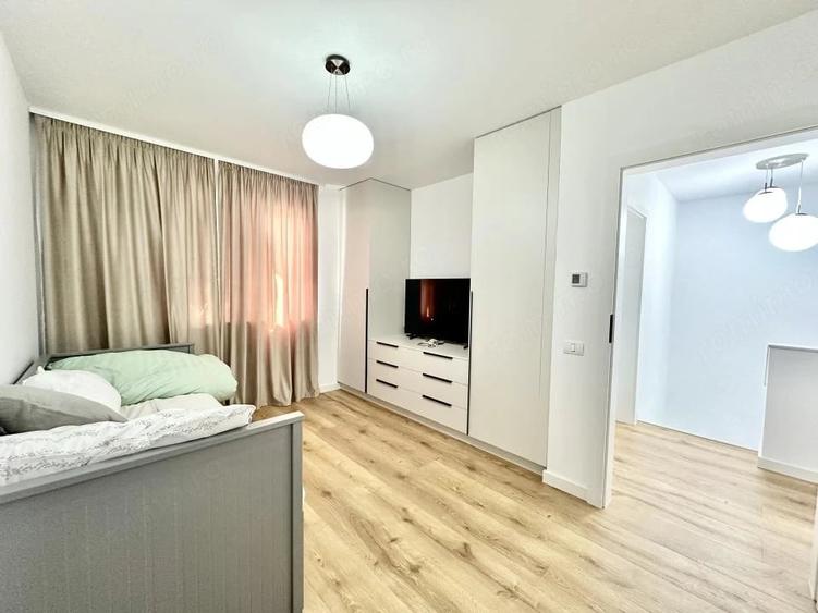 Duplex cu 4 camere - zid dublu despartitor - cartier asfaltat - Mosnita - 2