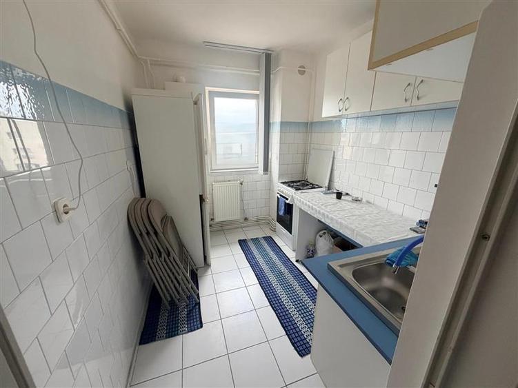 Apartament cu 2 camere decomandat, mobilat în Alexandru cel Bun
