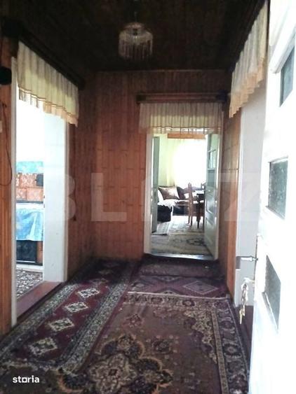 Casă cu 4 camere cu Teren 2584 Mp în Central