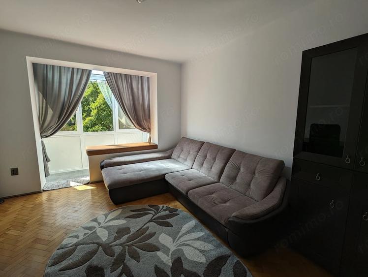 Garsonieră decomandată în Horea