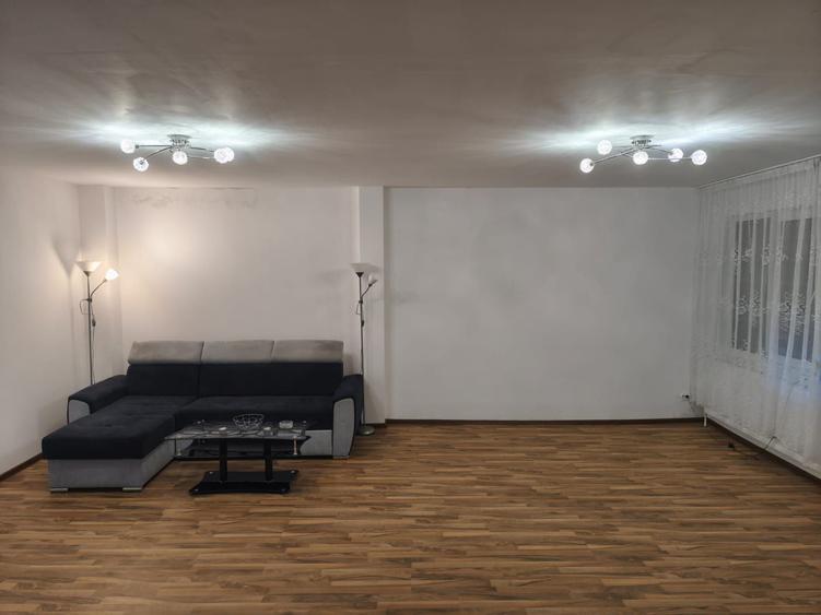 Apartament cu 2 camere semidecomandat în Cozieni