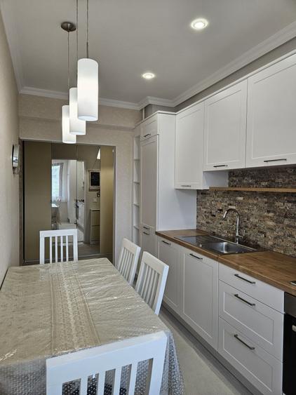 Apartament cu 2 camere decomandat în Sud
