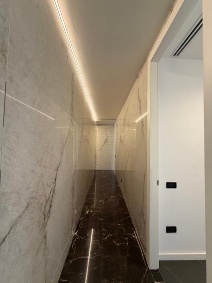 Apartament cu 5 camere decomandat în Domenii