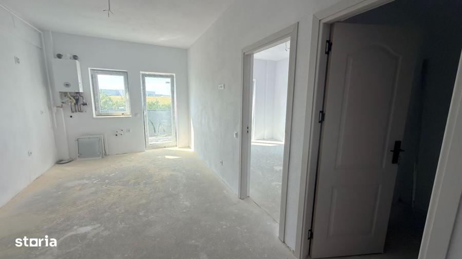 Apartament cu 3 camere decomandat în Turnișor
