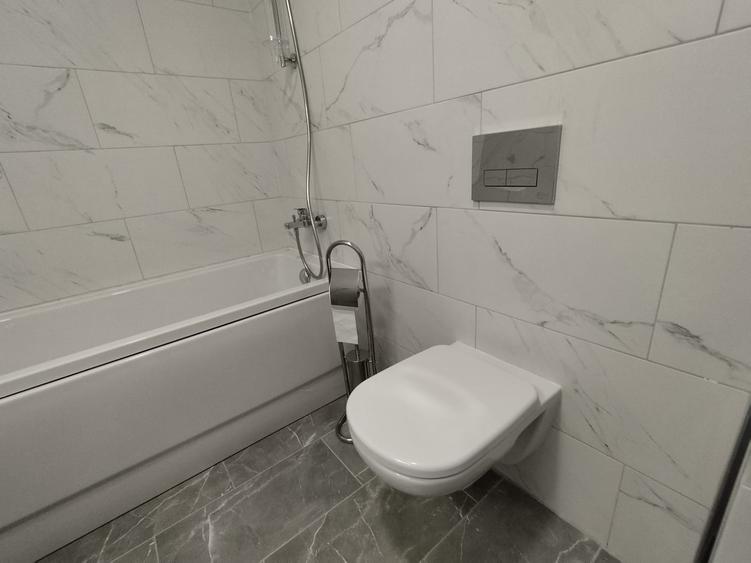 Apartament cu 3 camere decomandat în Boreal