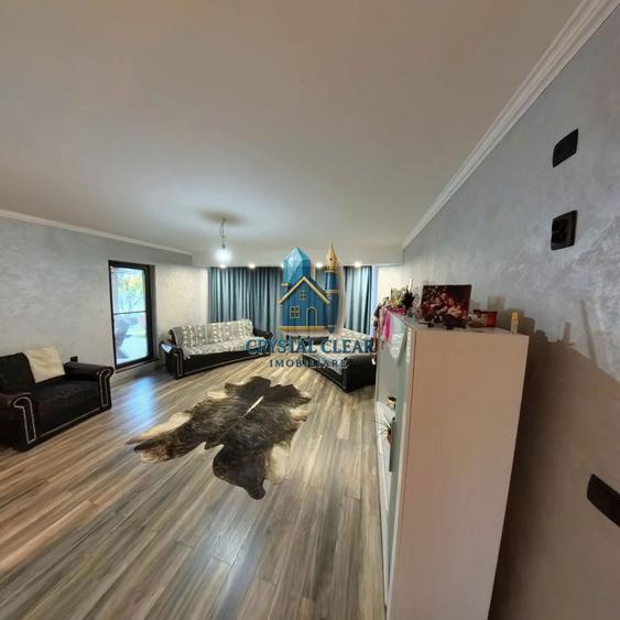 Casă individuală cu 4 camere cu Canalizare în Sântana de Mureș