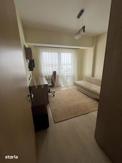 Apartament cu 3 camere, mobilat în Central