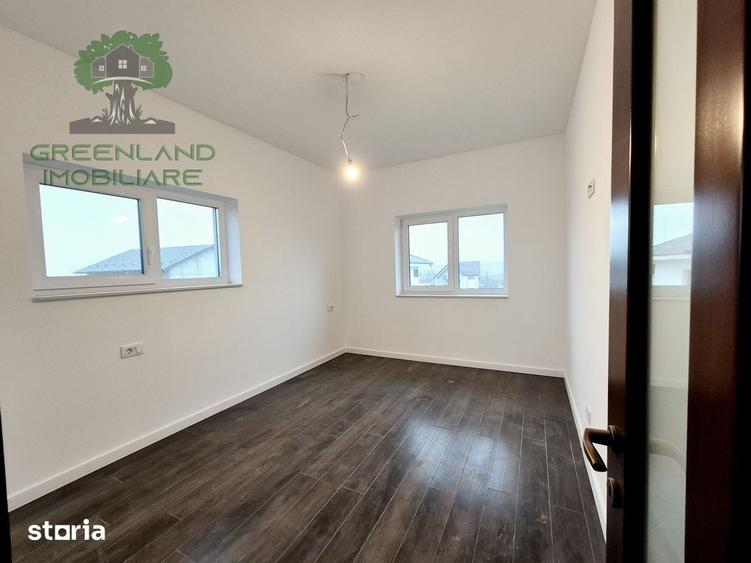 Casă cu 4 camere cu Teren 500 Mp în Cug