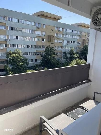 Apartament cu 3 camere în Drumul Taberei