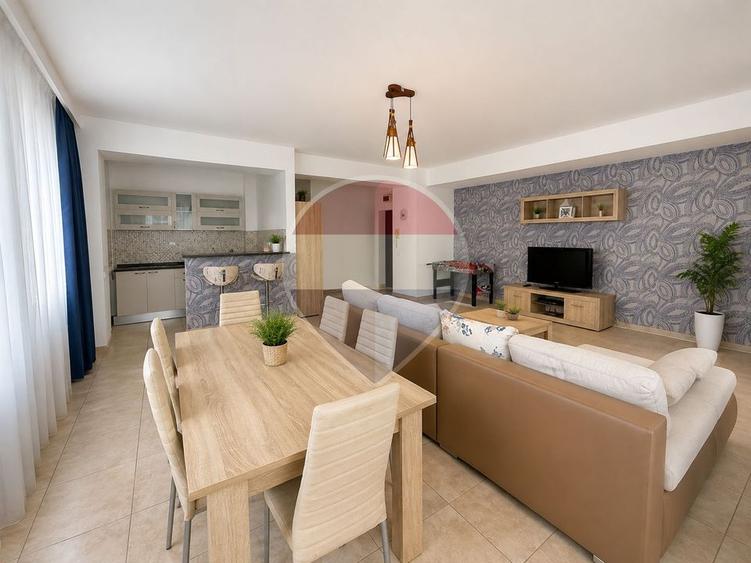 Apartament cu 3 camere, mobilat în Nord