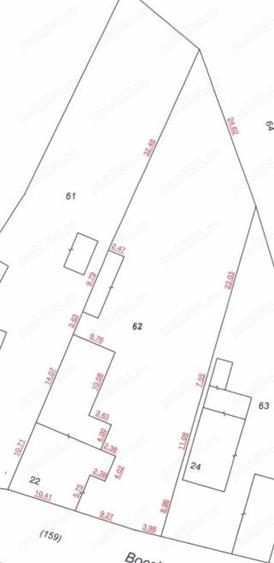 Casă cu 3 camere cu Teren 1200 Mp în Central