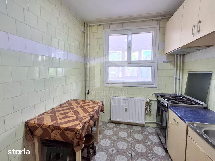 Apartament cu 3 camere decomandat, mobilat în Pantelimon