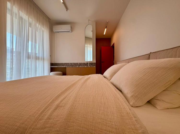 Apartament cu 3 camere decomandat în Pipera