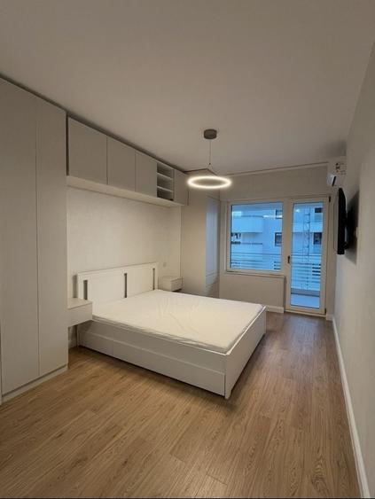 Apartament cu 2 camere semidecomandat în Cârlig