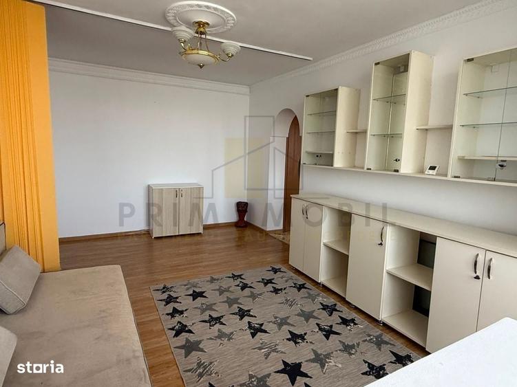 Apartament cu 3 camere în Alexandru cel Bun