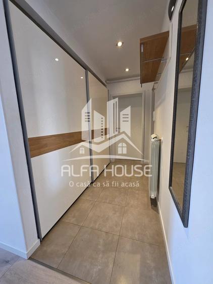 Apartament cu 3 camere semidecomandat în Central
