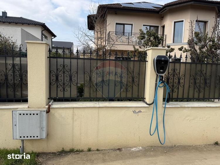 Casă cu 5 camere cu Teren 500 Mp în Mogoșoaia