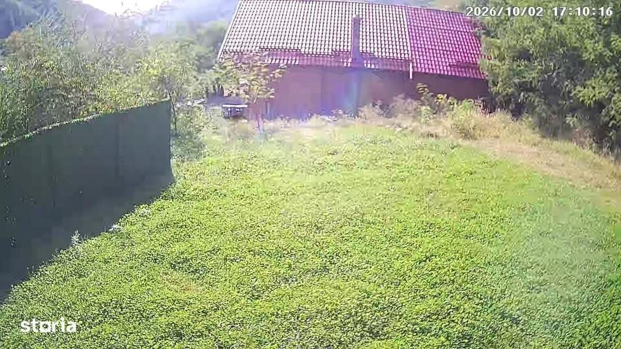 Casă cu 3 camere în Costești