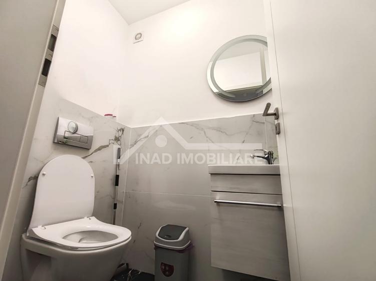 Apartament cu 3 camere semidecomandat, mobilat în Gheorgheni