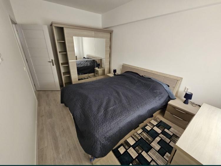 Apartament cu 2 camere semidecomandat în Gârlești