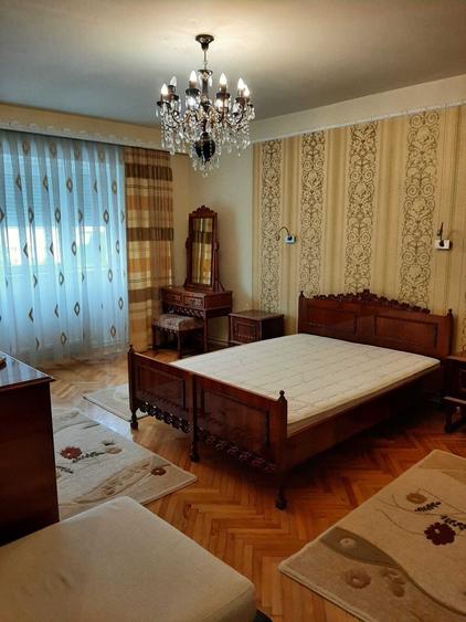 Apartament cu 3 camere decomandat în Mărăști