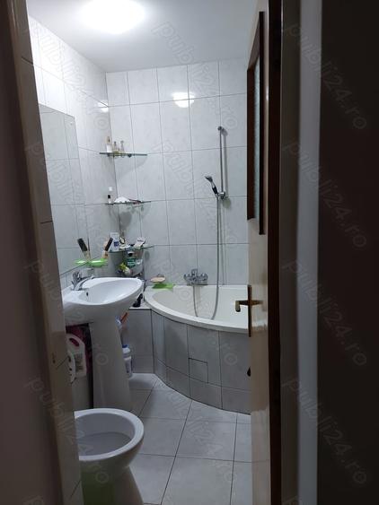Apartament cu 2 camere decomandat în Lacul Morii