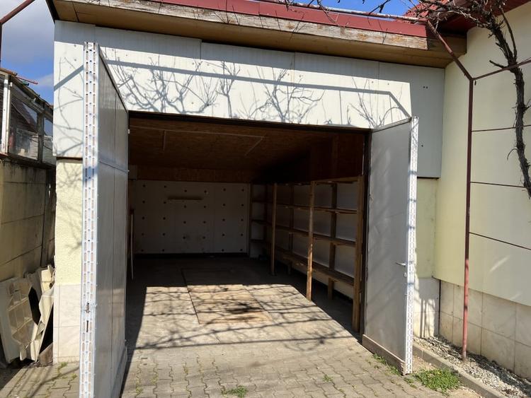 Casă individuală cu 3 camere cu Canalizare în Calea Poplăcii