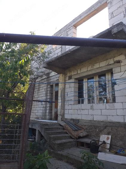 Casă cu 3 camere cu Teren 775 Mp în Central