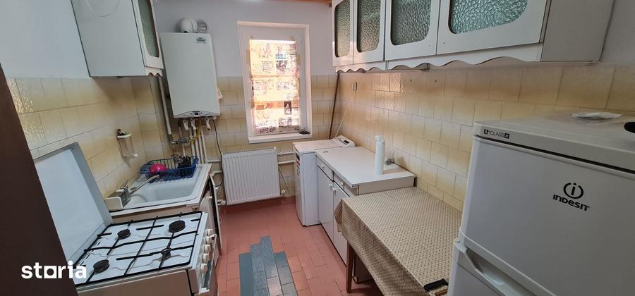 Marasesti- langa Scala- apartament cu 2 camere, etaj 3 - 1