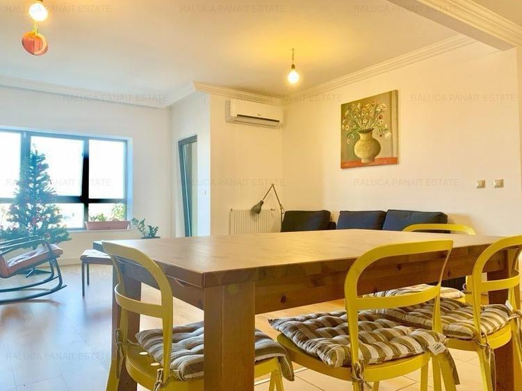 Apartament cu 3 camere decomandat în Barbu Văcărescu