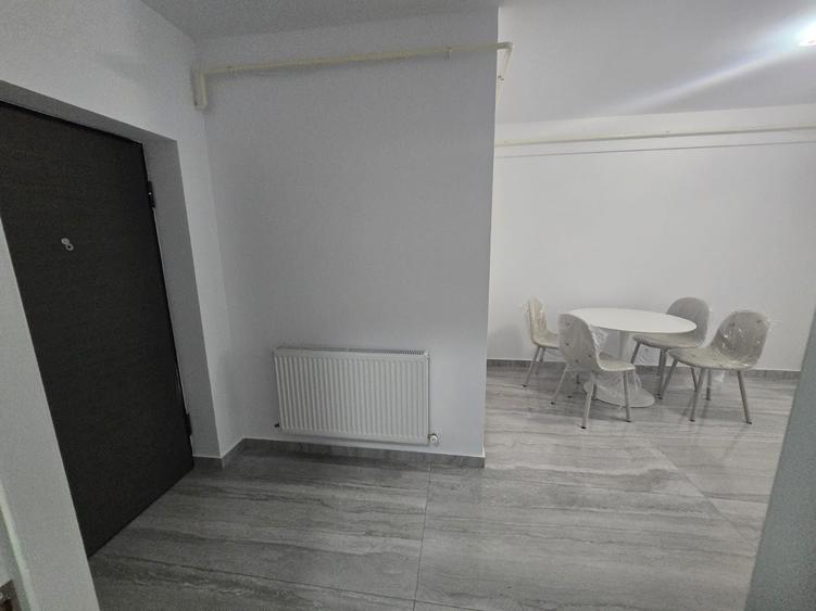 Apartament cu 2 camere decomandat în George Enescu