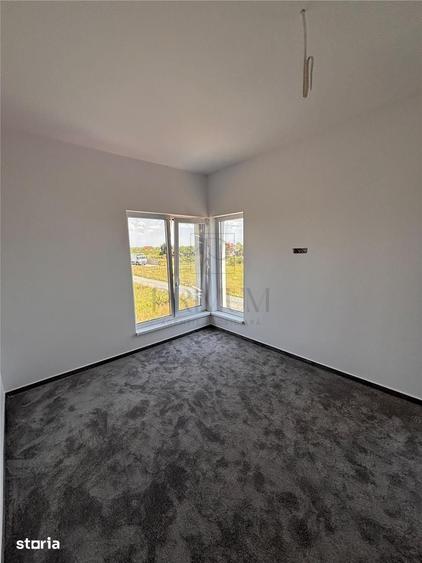 Casă cu 3 camere cu Teren 330 Mp în Central