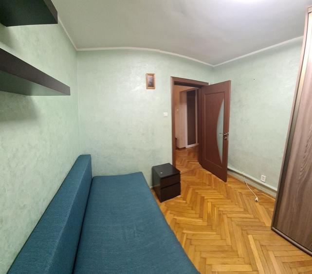 Apartament cu 3 camere decomandat, mobilat în Ultracentral