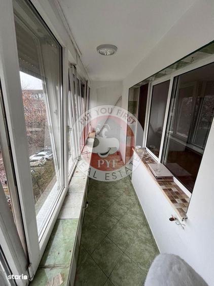 Apartament cu 4 camere semidecomandat în Militari