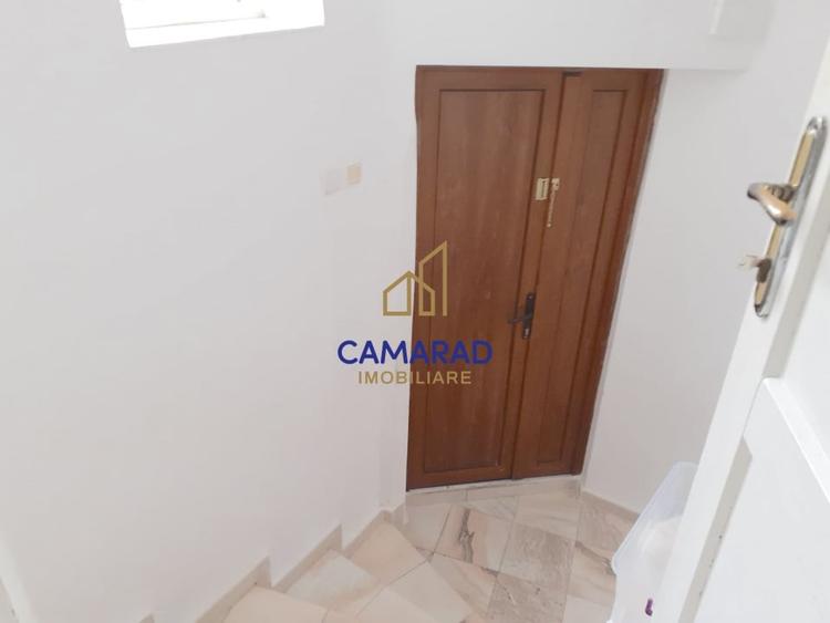 Casă individuală cu 5 camere cu Canalizare în Iancului