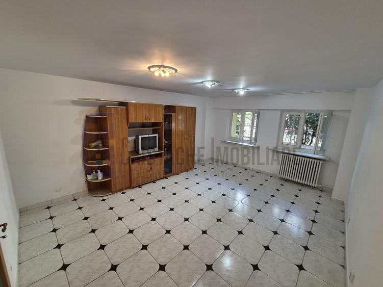 Spatiu birou | PARTER | 3 camere | 2 bai | Calea Calarasilor - 6