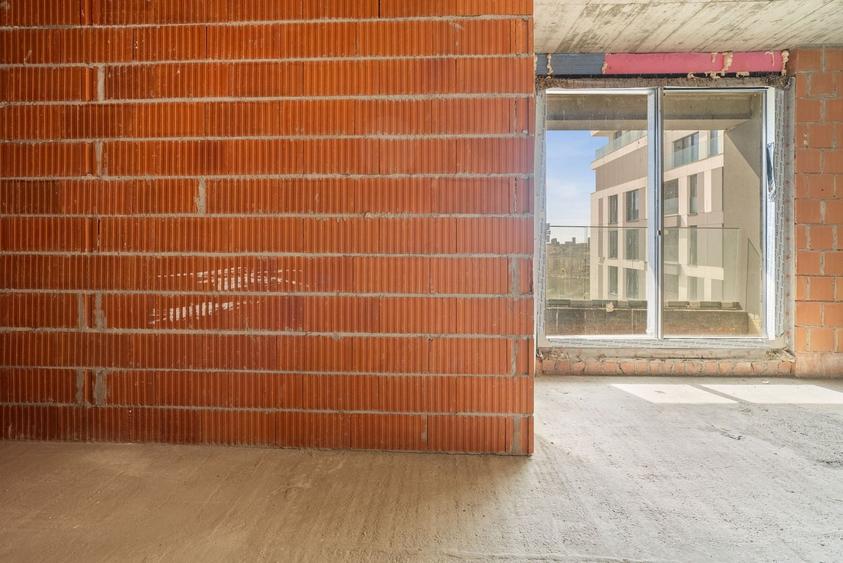 Apartament cu 6 camere decomandat în Aviației