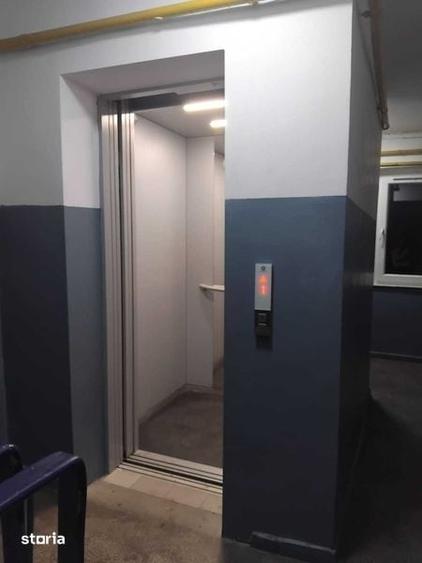 Apartament cu 2 camere semidecomandat în Berceni