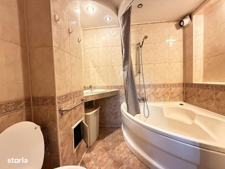Apartament cu 3 camere decomandat în Spitalul Județean