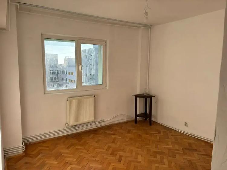 ISPIRESCU MARGEANULUI BIRNOVA, CENTRALA PROPRIE, BLOC 1984 - 6
