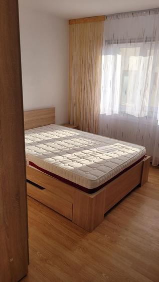 Apartanent de vanzare doua camere decomandat RM Sarat - 5