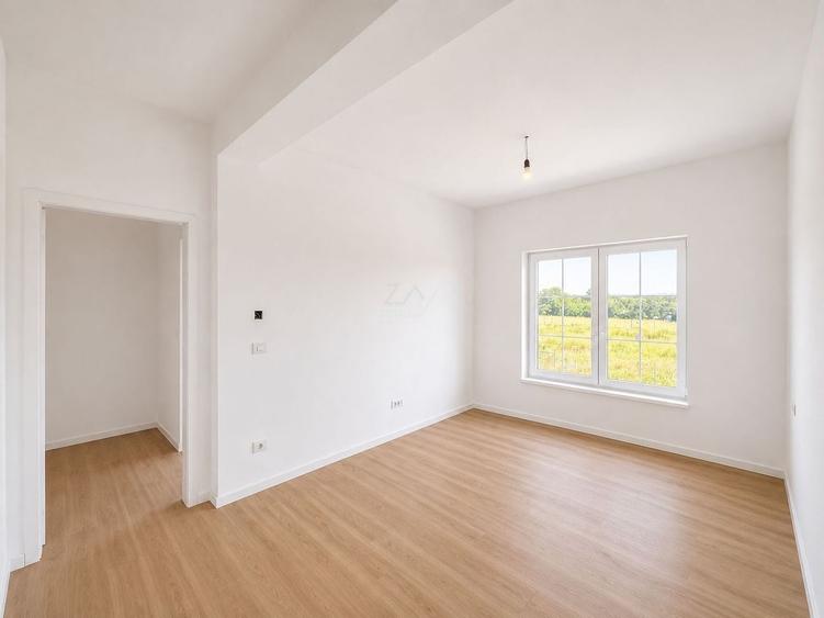 Duplex cu 5 camere cu Canalizare în Moșnița Veche