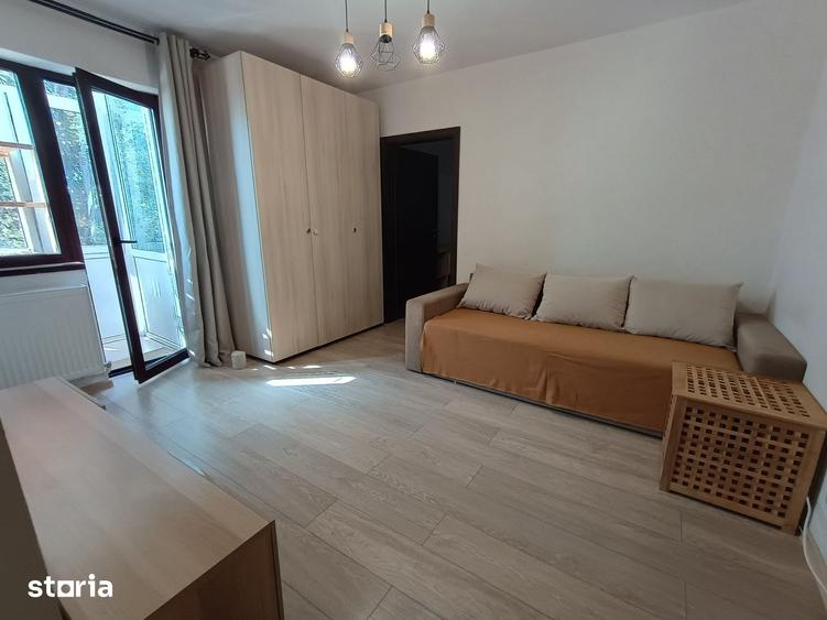 Apartament cu 2 camere în Văcăresti