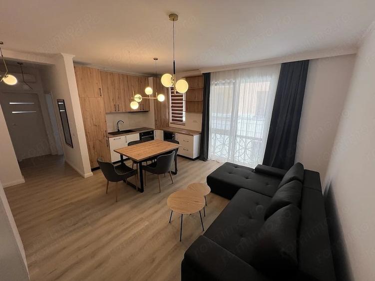 Apartament cu 2 camere decomandat în Giroc