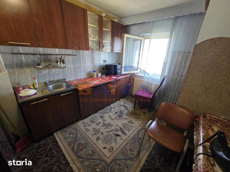 Apartament cu 3 camere decomandat în Gării